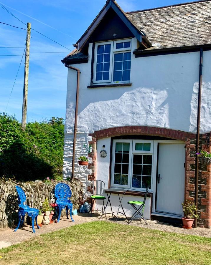 Honeysuckle Cottage Ilfracombe Exterior photo